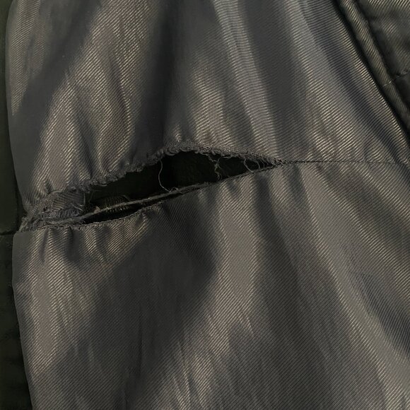 Danier Men's Black Leather Jacket with Quilt Zip out Lining Size 40/XL - Picture 12 of 15